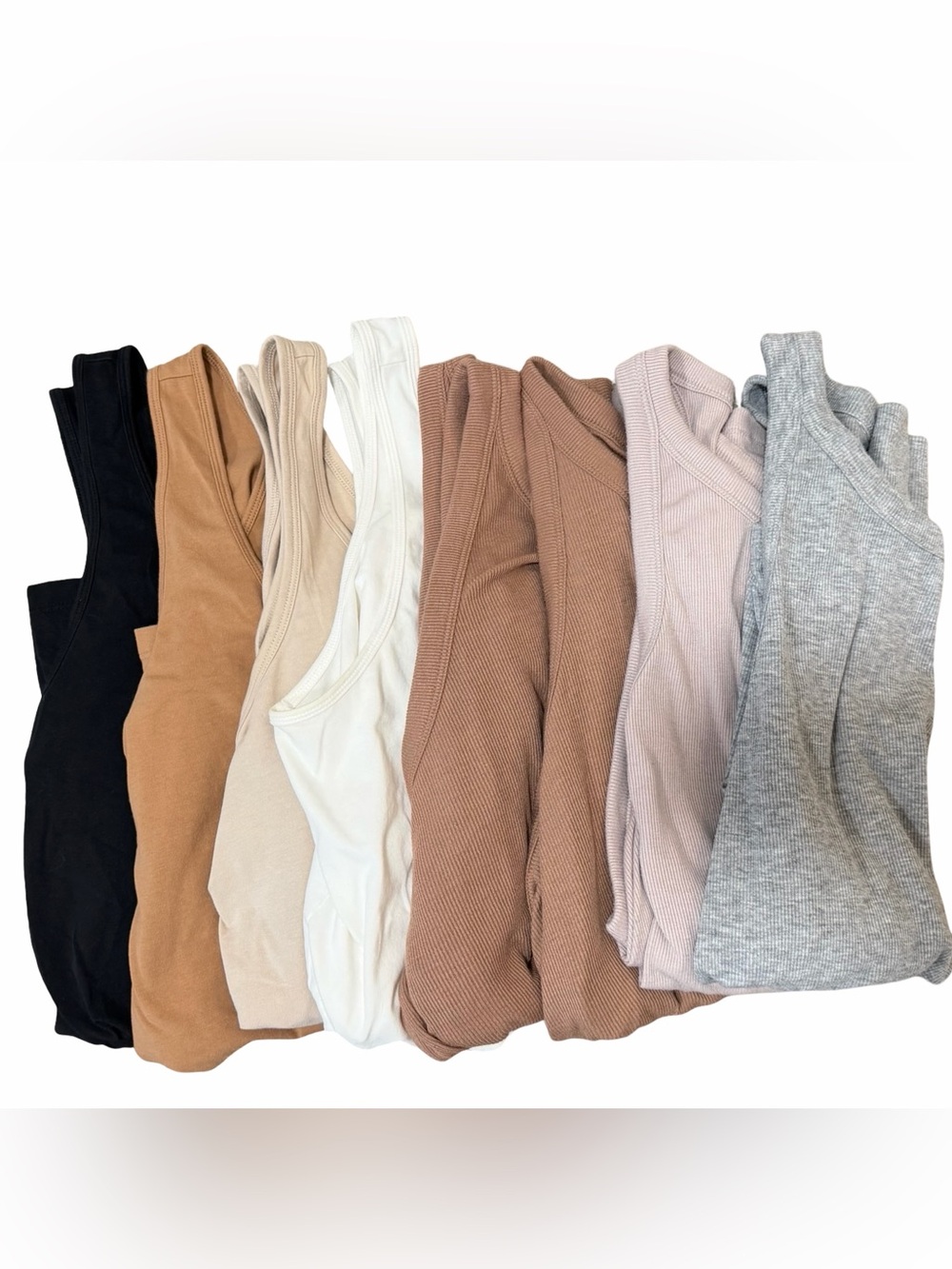 Old Navy Women’s Tank Tops *Bundle* - Size XL